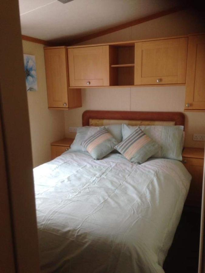 3 Bedroom 2 Bathroom Prestige Caravan Presthaven Sands Talacre Eksteriør billede
